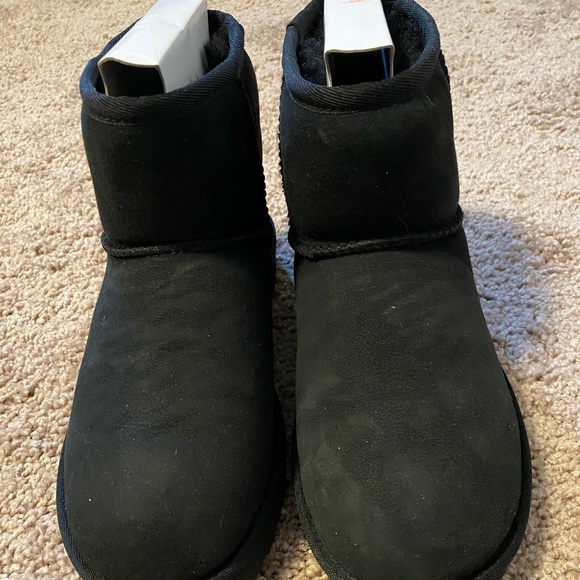 UGG Shoes - Ugg Classic Mini II Boot